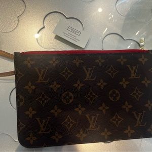 Louis Vuitton pouch/ wristlet